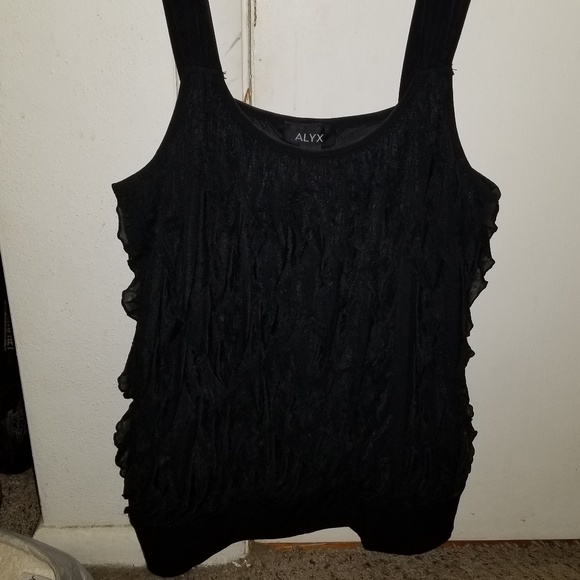 Top - Picture 1 of 4